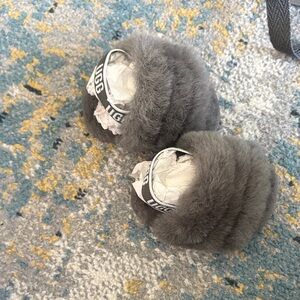 UGG Charcoal Fluffy Slides baby